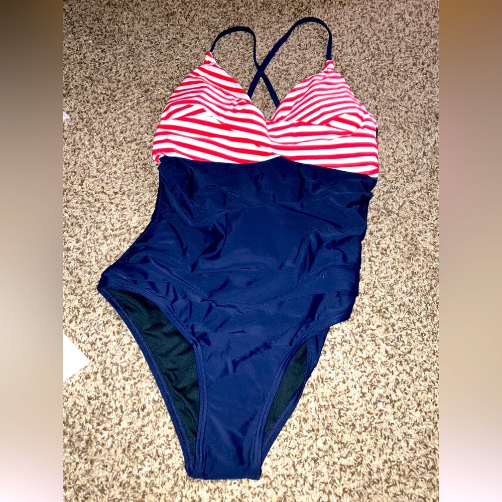 Tournesol 1 piece woman’s bathing suit